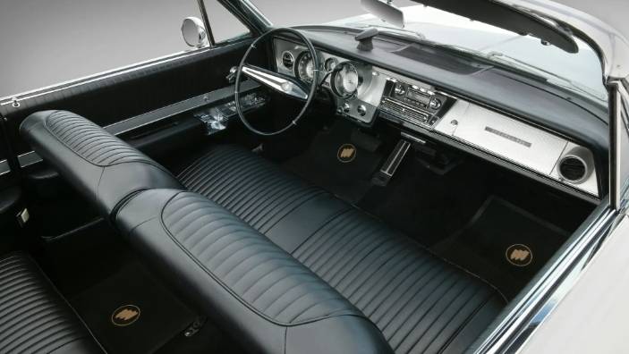 bench seats in car