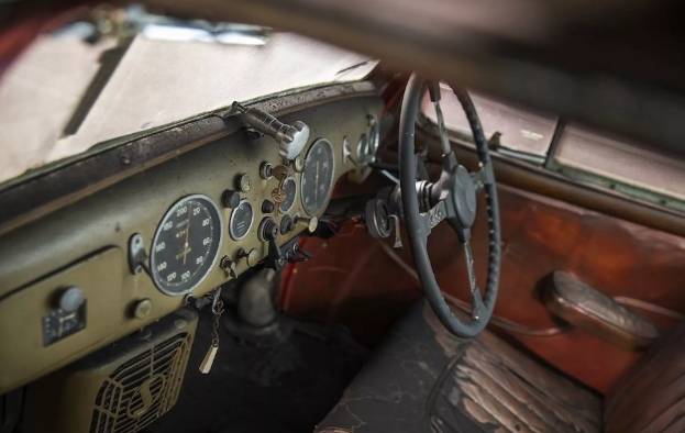 Collection Of 230 Classic Cars Discovered In Hidden Barn Find